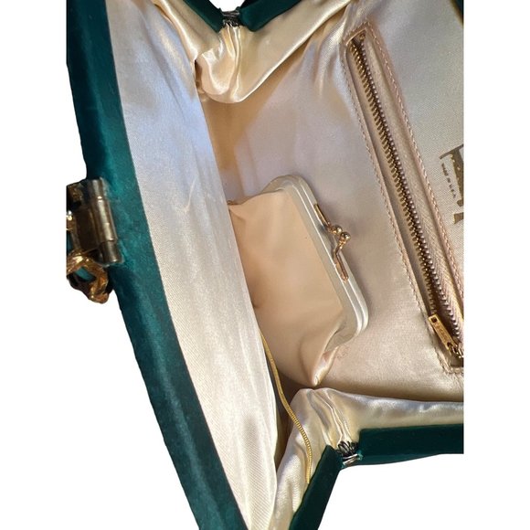 Vintage Ingber Emerald Green Clutch Old Hollywood Style Purse Ornated Clasp - Picture 8 of 10